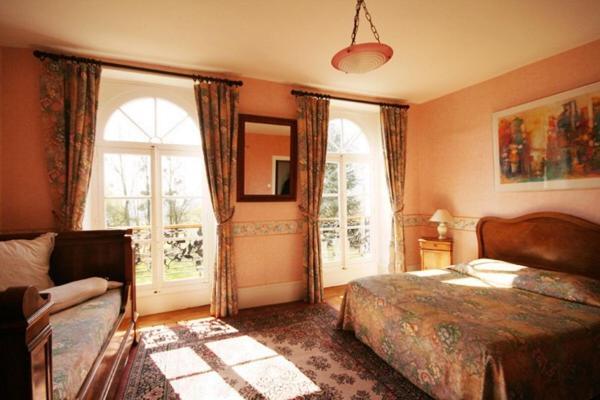 Domaine De Sainte Anne Bed & Breakfast Venoy Exterior photo