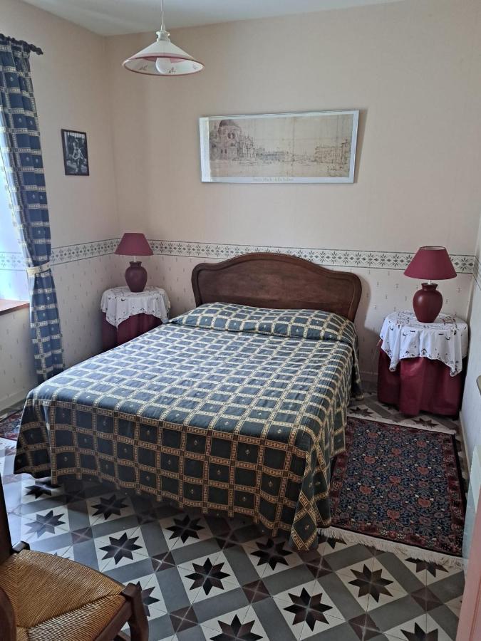 Domaine De Sainte Anne Bed & Breakfast Venoy Exterior photo